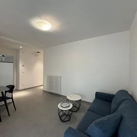 Apartment Modern With Parking
