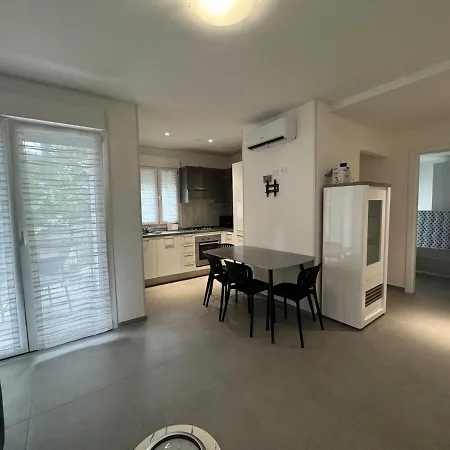 Apartment Modern With Parking *
