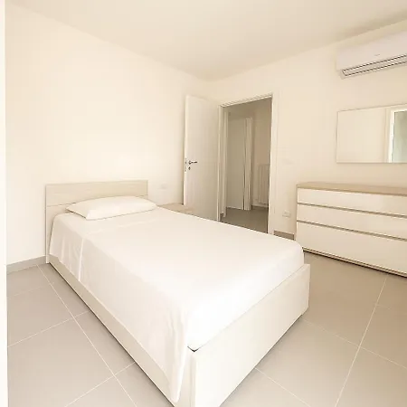 Modern With Parking Apartment *