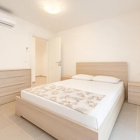 Modern With Parking Apartment