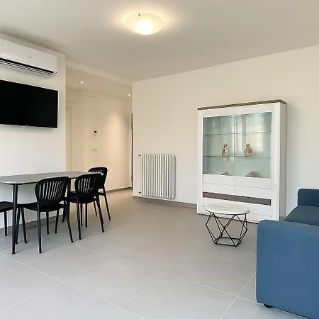 Apartment Modern With Parking *