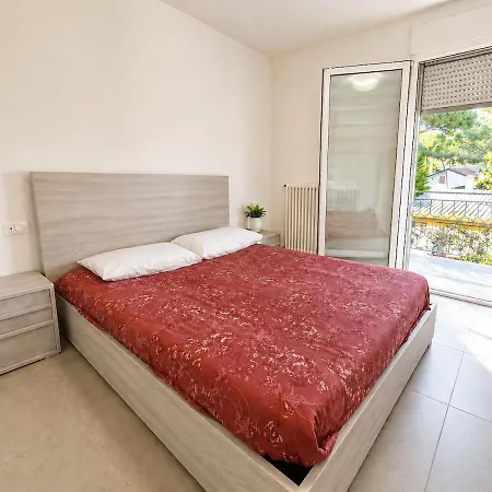 Modern With Parking Διαμέρισμα *