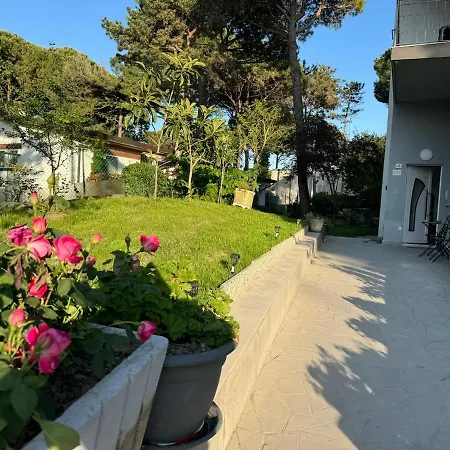 Modern With Parking Apartment *